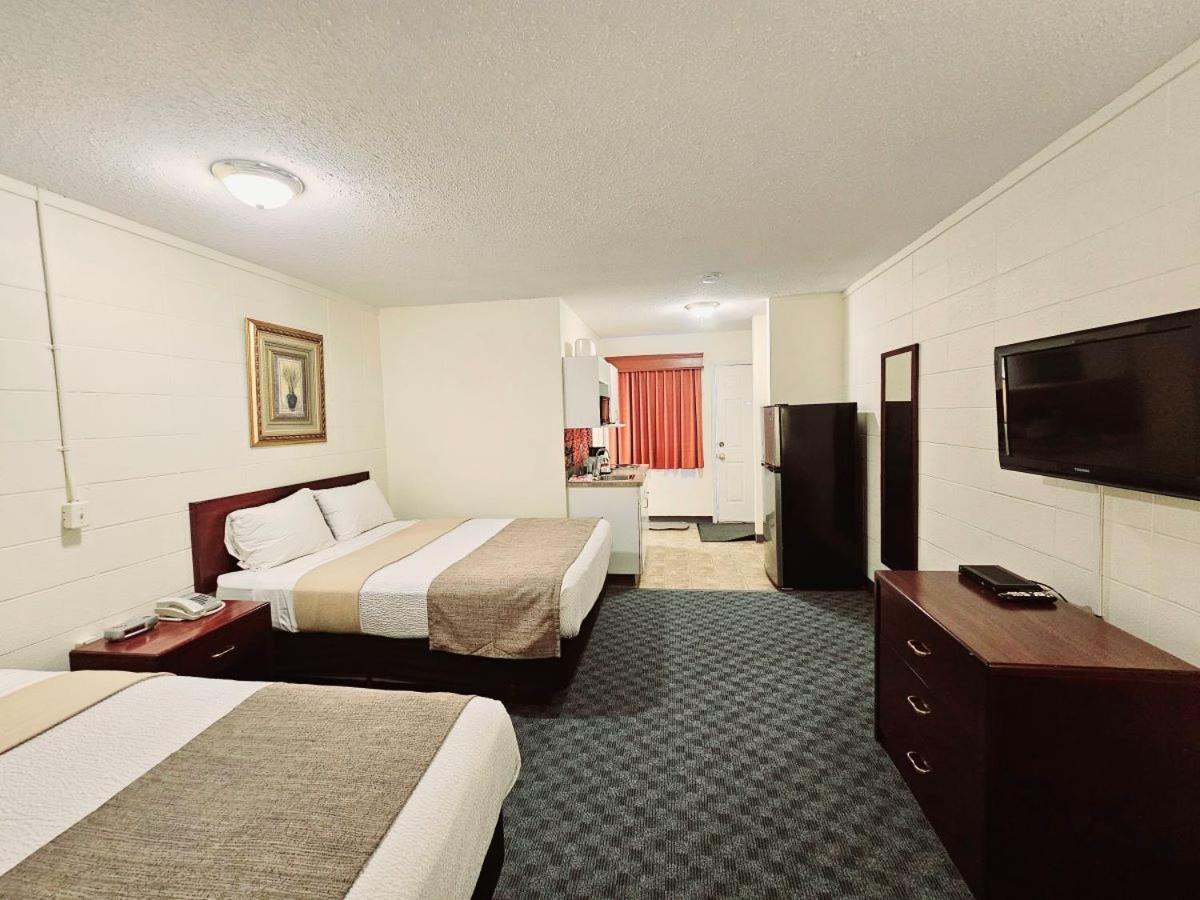 Canadian Motor Motel 2*